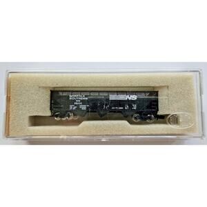 Con-Cor Norfolk Southern 3-Bay Hopper Car N Scale 1652 U U105-31